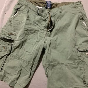 Men’s cargo shorts